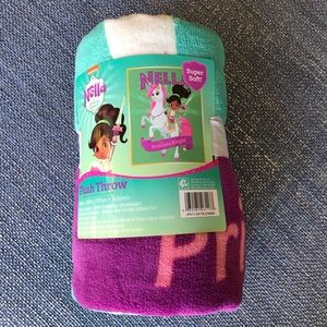 Nella Plush Throw NWT